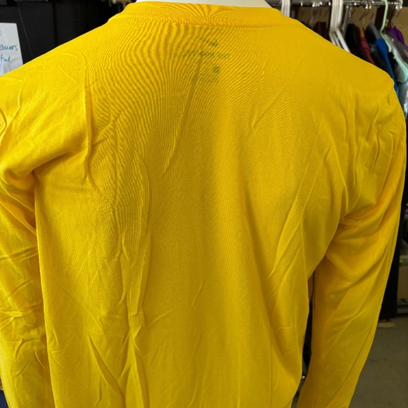 2 New Nike Dri Fit yellow long sleeve t-shirts various sizes - Picture 3 of 4